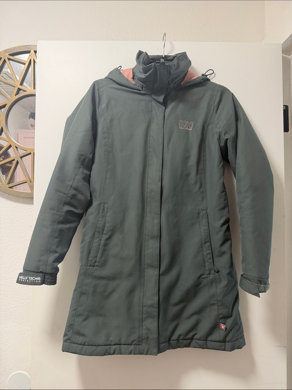 Helly Hansen Women's Forest Green Hooded Insulated Ski Jacket